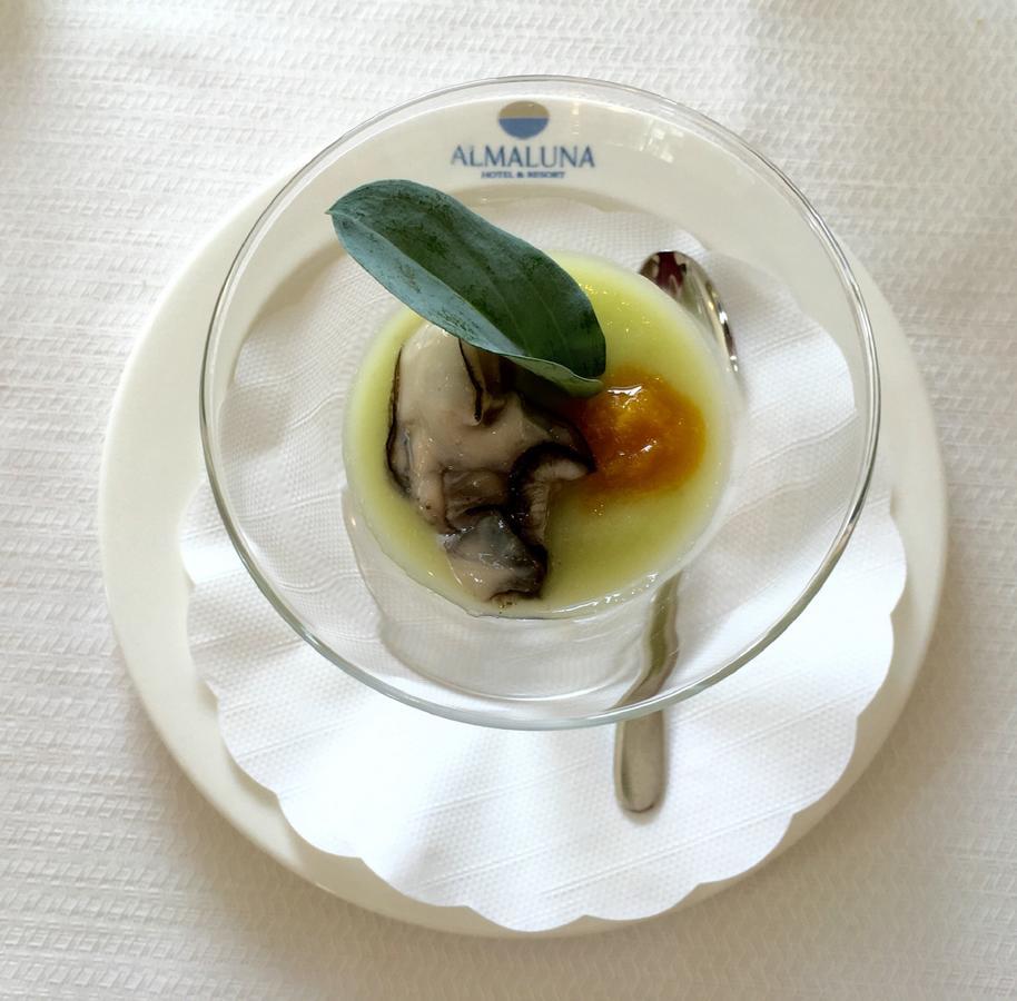 Almaluna Hotel & Resort Alba Adriatica Bagian luar foto